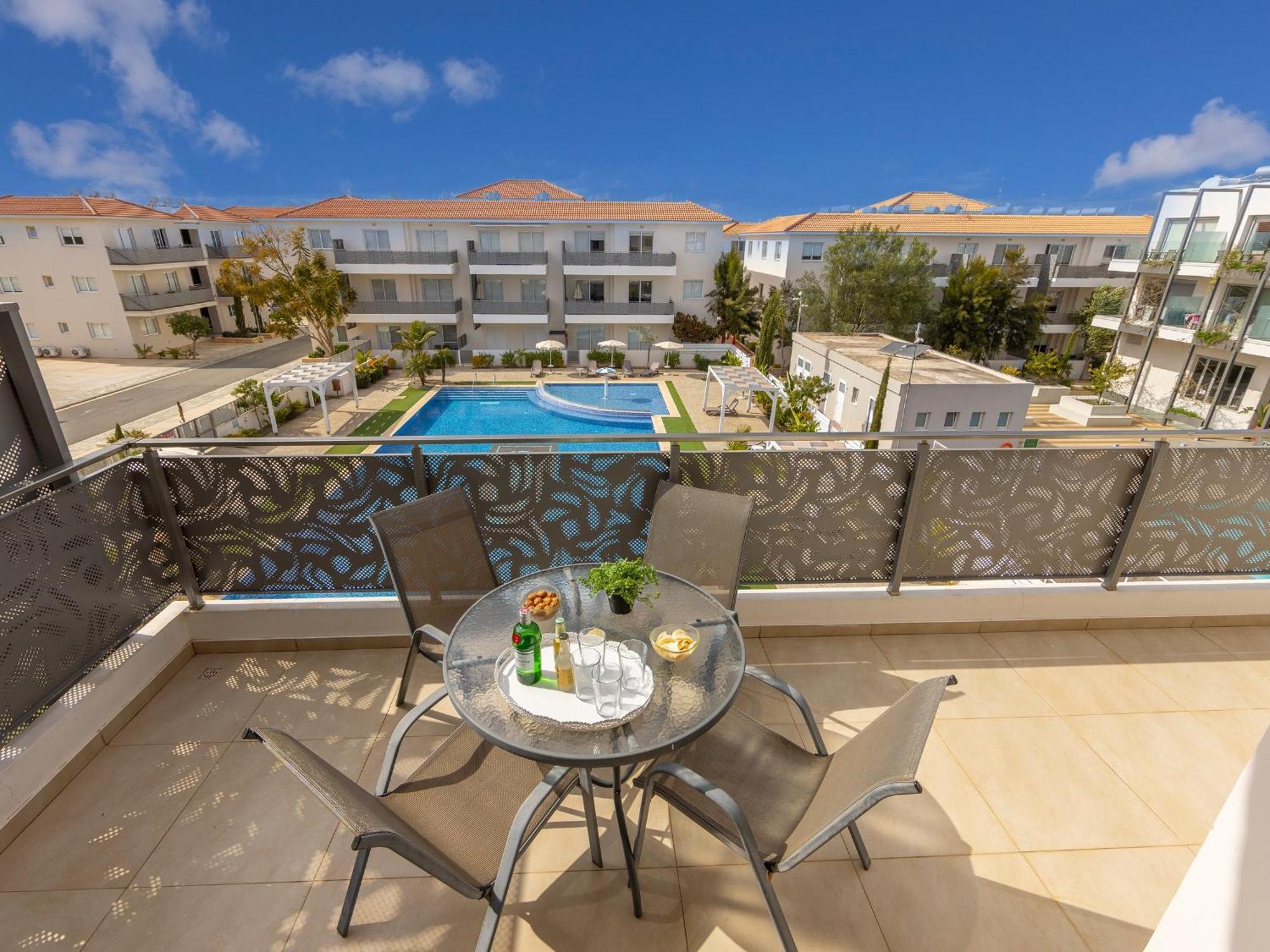 Mythical Resort By Karma Paralimni Eksteriør billede