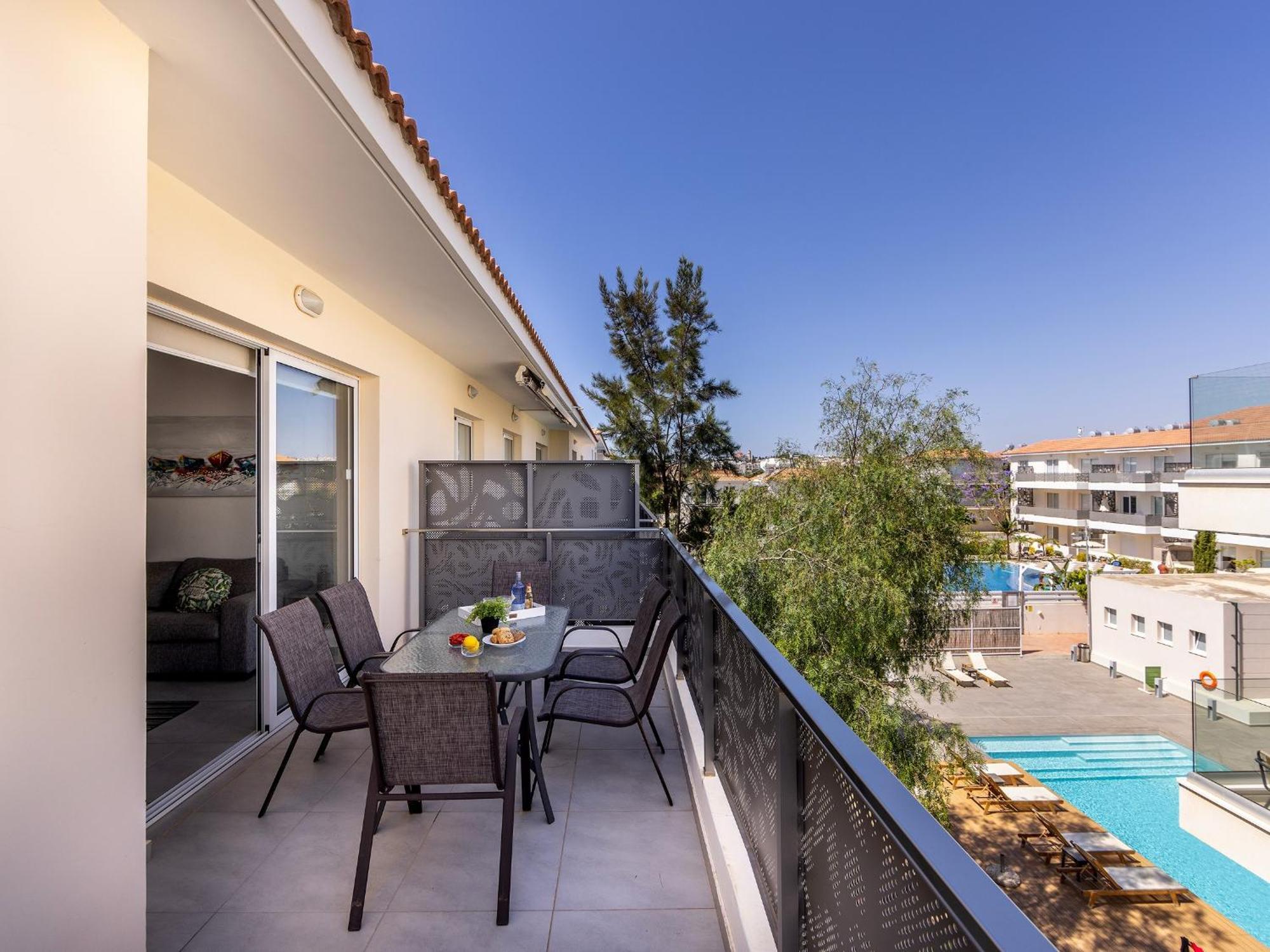 Mythical Resort By Karma Paralimni Eksteriør billede